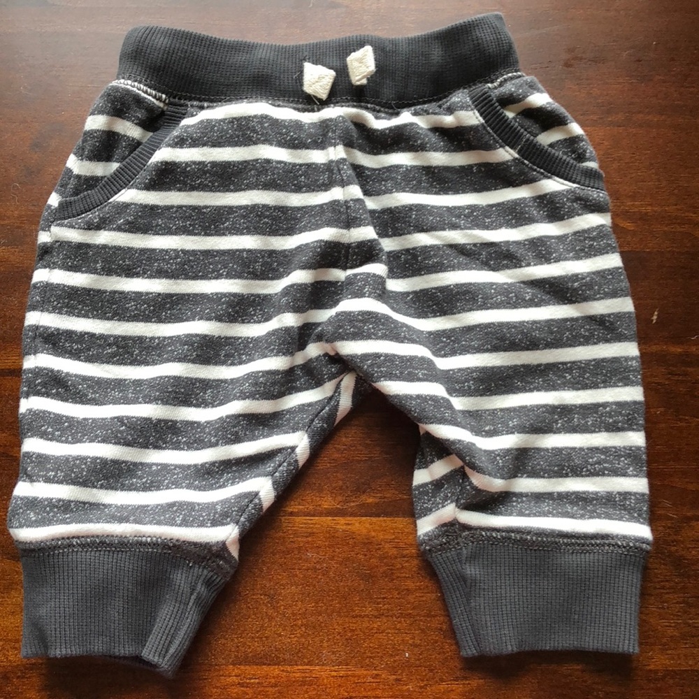 Hanna Andersson knit joggers - size 60 -3-6 months